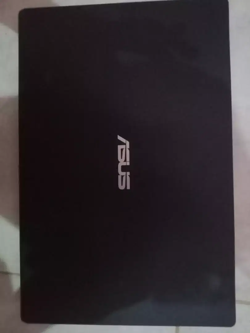 Laptop asus, lengkap