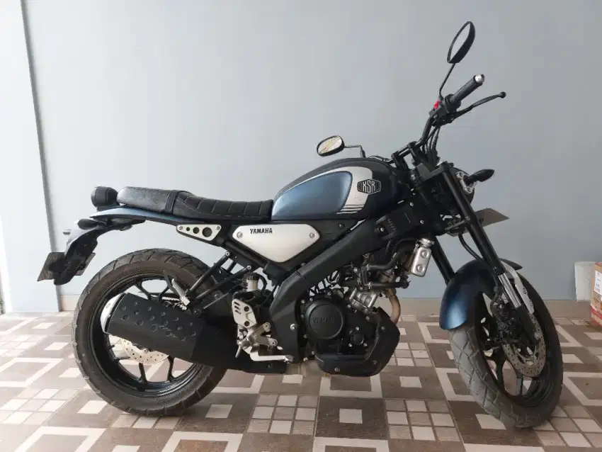 YAMAHA XSR 155 BLUE