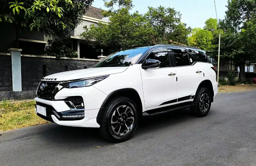 Toyota Fortuner Diesel 2.4 GR 2021/2022 Kilometer 29Rb,Orisinil Cat