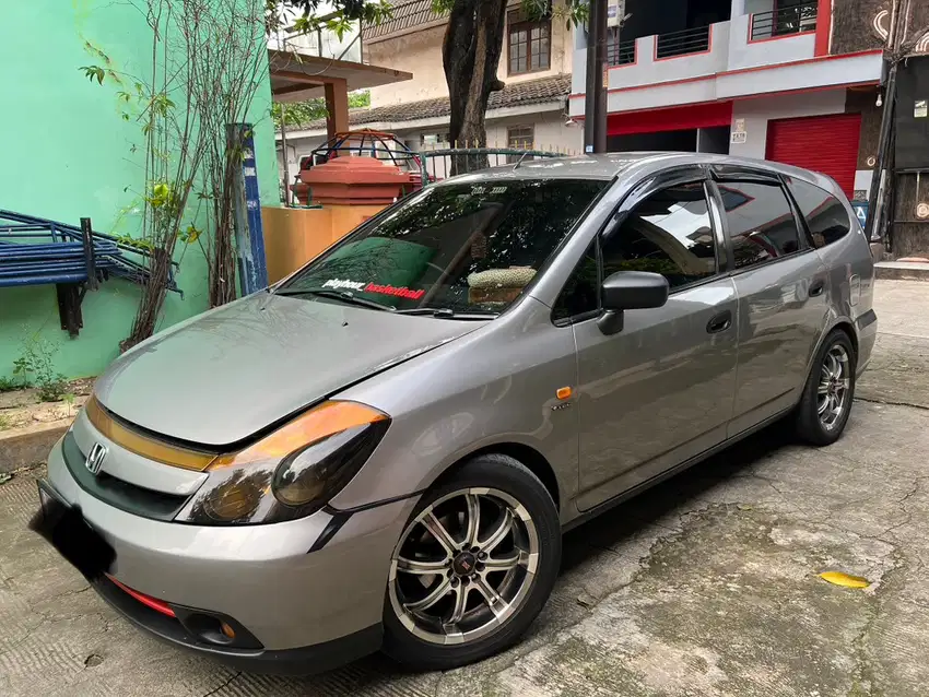 Honda Stream 2005 Bensin