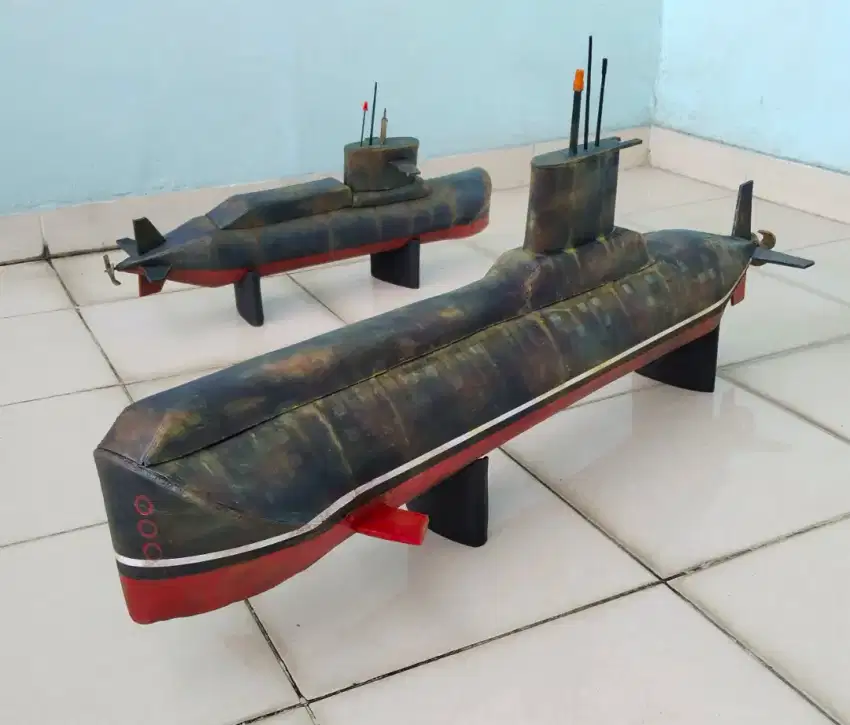 Diecast miniatur kapal selam submarine big size 120 cm vintage antik