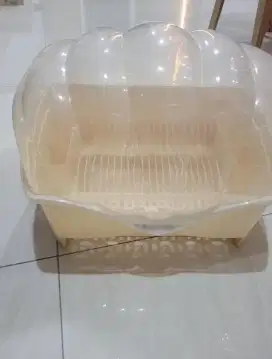 Tempat pengering piring