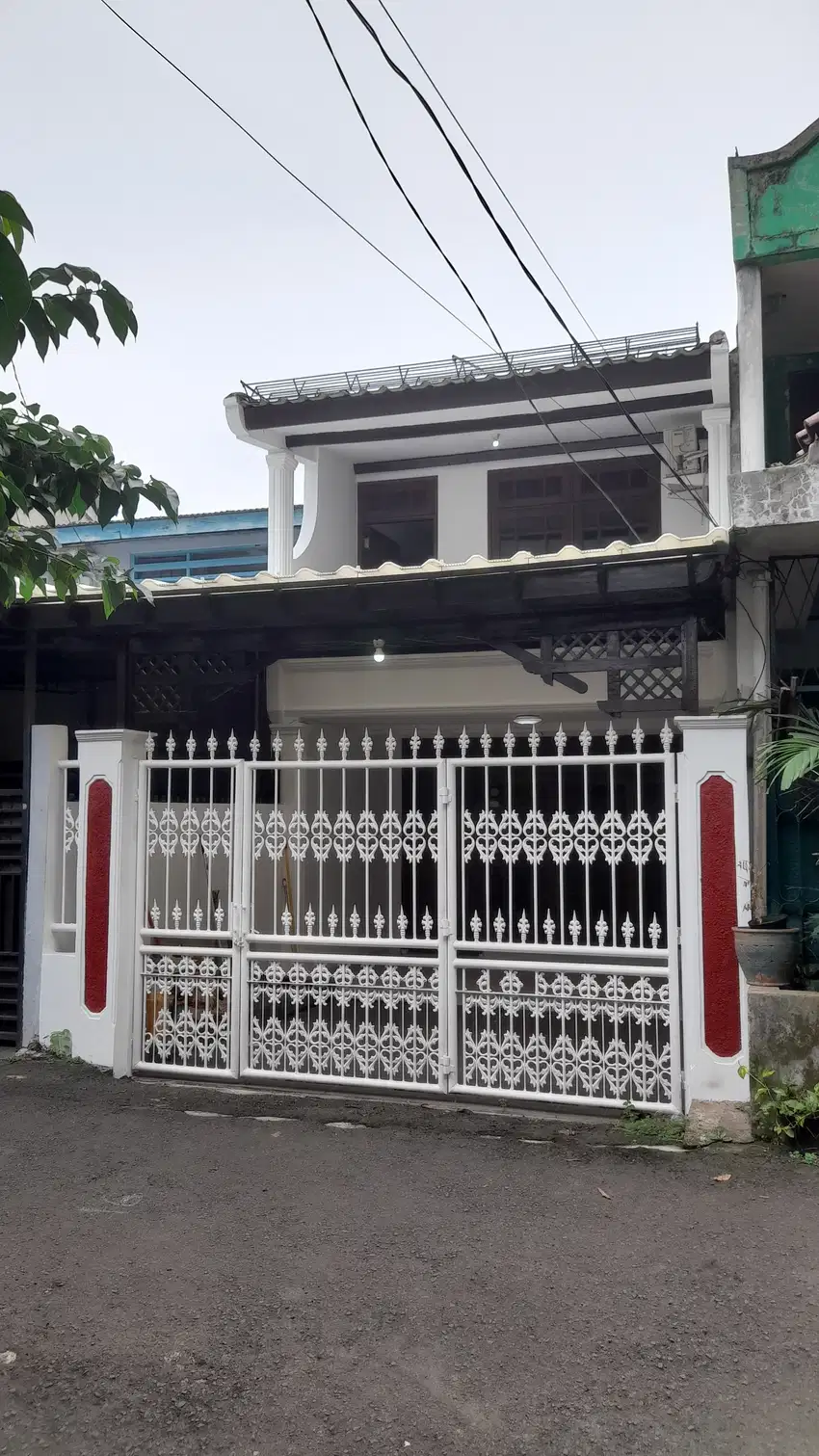 Dijual Rumah 2 Lantai 3KT 2KM di Rengas Ciputat Dekat Bintaro Sektor 2