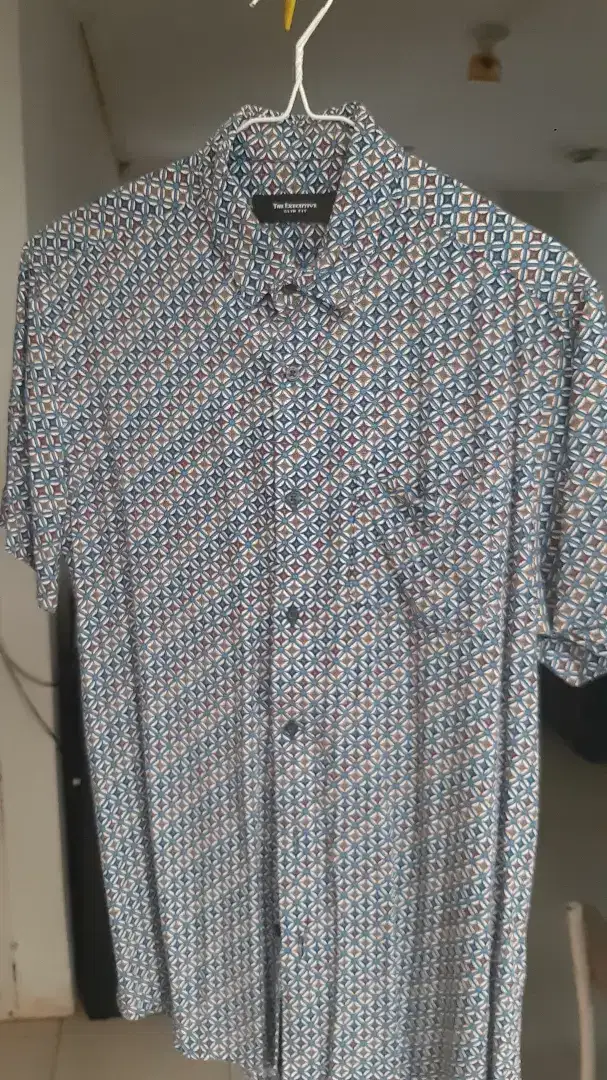 Kemeja Semi Batik The Executive Ukuran 15,5