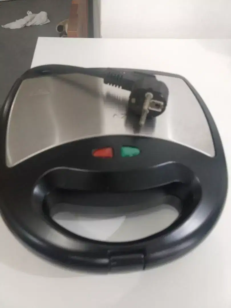 KLAZ Sandwich Maker Pembuat Sandwich Roti Panggang