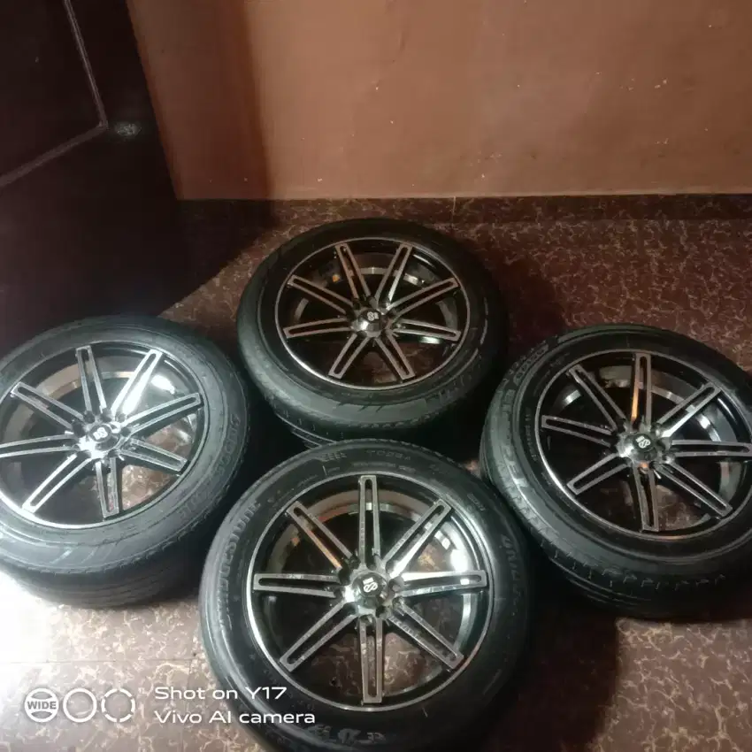 Velg Vossen R16 avanza,xenia,subaru,serena,biante,xtrail,apv,inova,crv