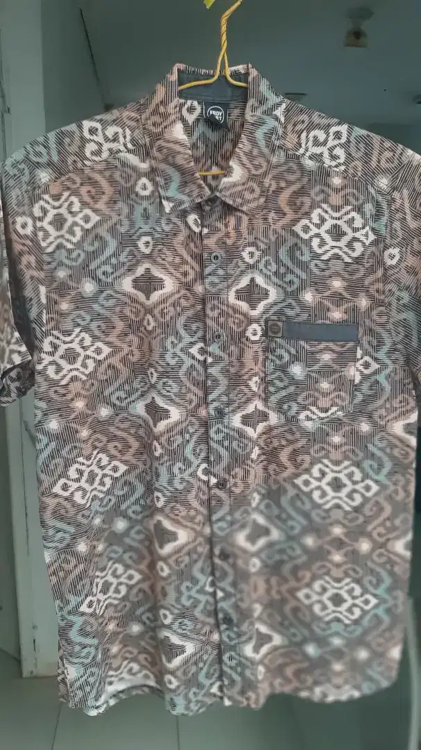 Kemeja Batik Etnik Ukuran L
