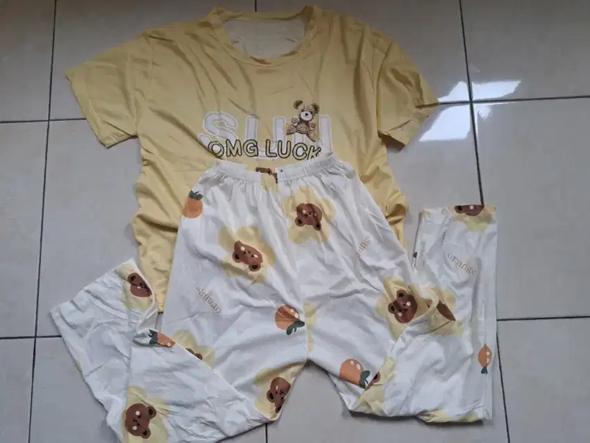 Piyama. Baju + celana panjang