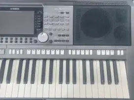 Keyboard Yamaha psr S970