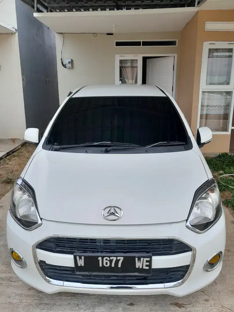 Daihatsu Ayla X Elegant 1.0 AT 2016 Warna Putih