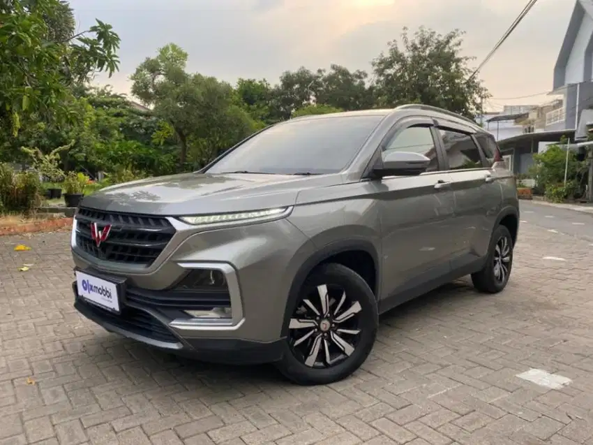 Wuling Almaz 1.5 Exclusive 5-Seater Bensin-AT 2019 Abu-abu LXI