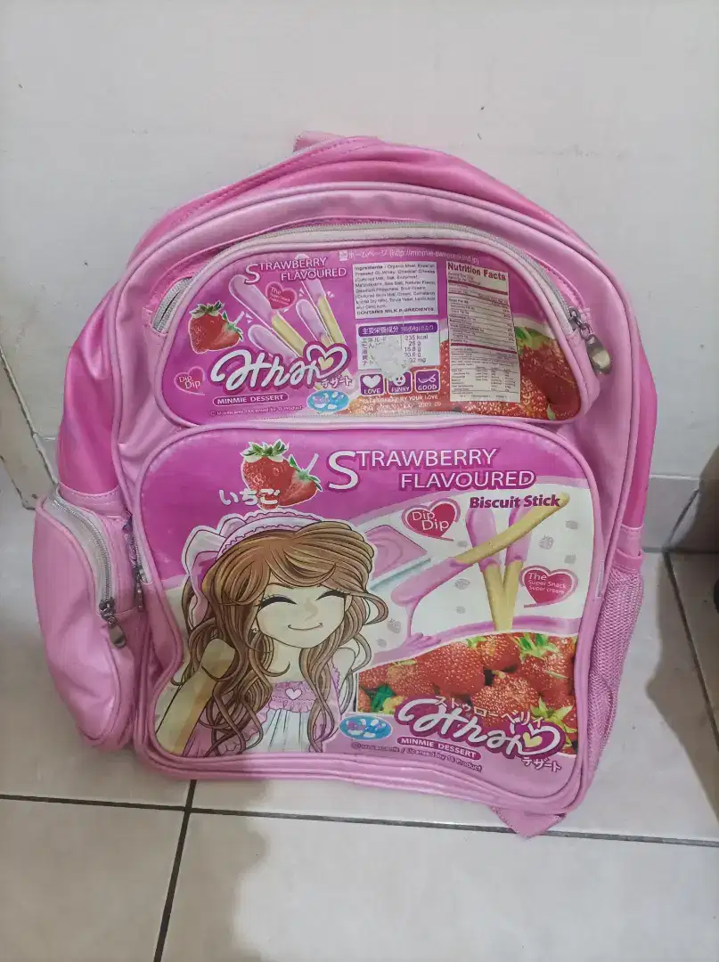 Tas sekolah anak perempuan