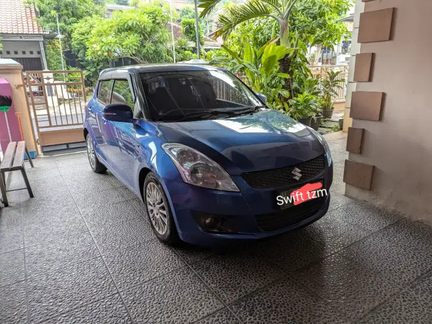 JUAL SUZUKI SWIFT GX AT 2013