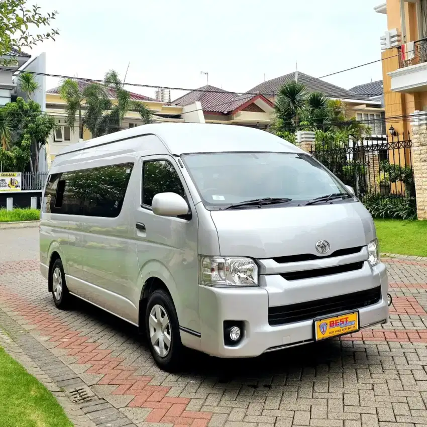 Toyota hiace commuter 2.5 manual 2018 facelift