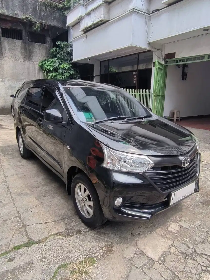 Toyota Avanza AT