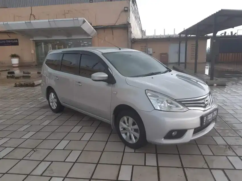 Nissan Grand Livina 1.5 SV AT 2014