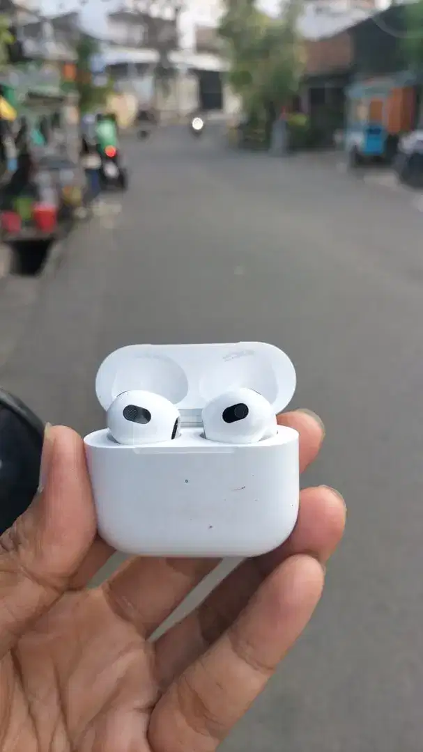 Airpods Gen 3 Second