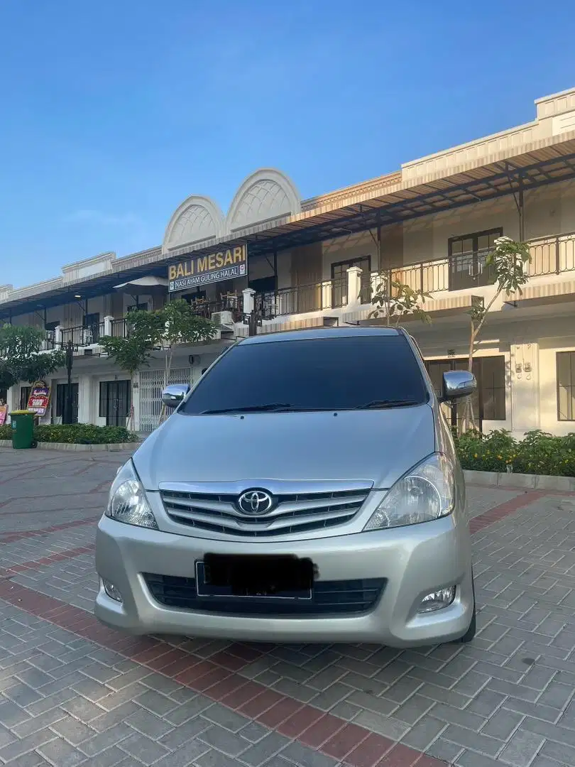 Kijang innova G luxury at