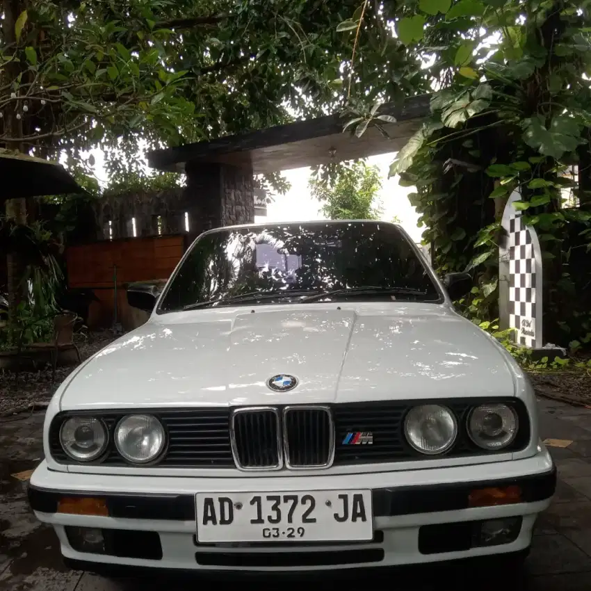 Bmw 318i 1990 manual super istimewa sekali jarang ada antik