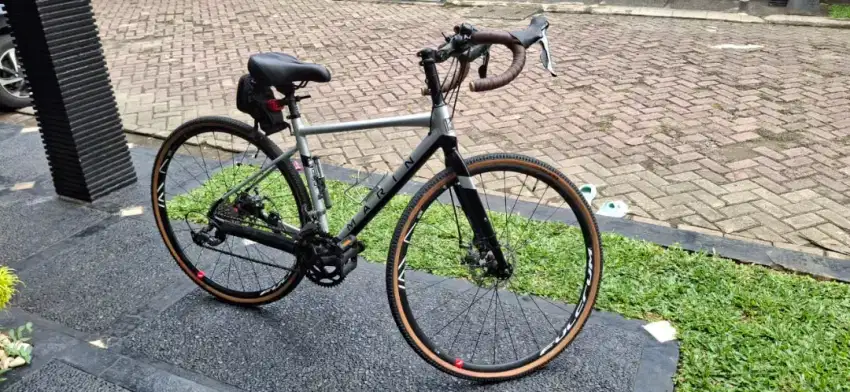 Sepeda Gravel Merek MARIN GESTALT  second bekas kondisi bagus