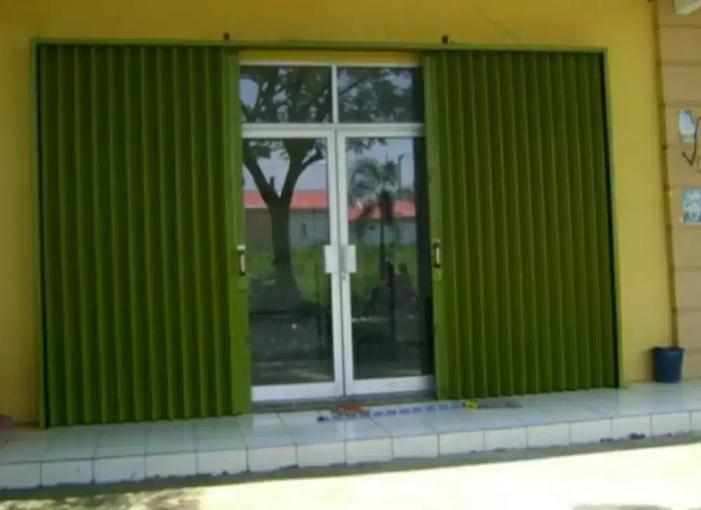 Folding gate rolingdoor