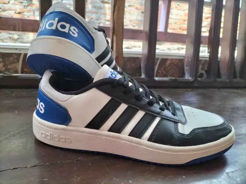 Adidas hoops 2.0 original uk.40