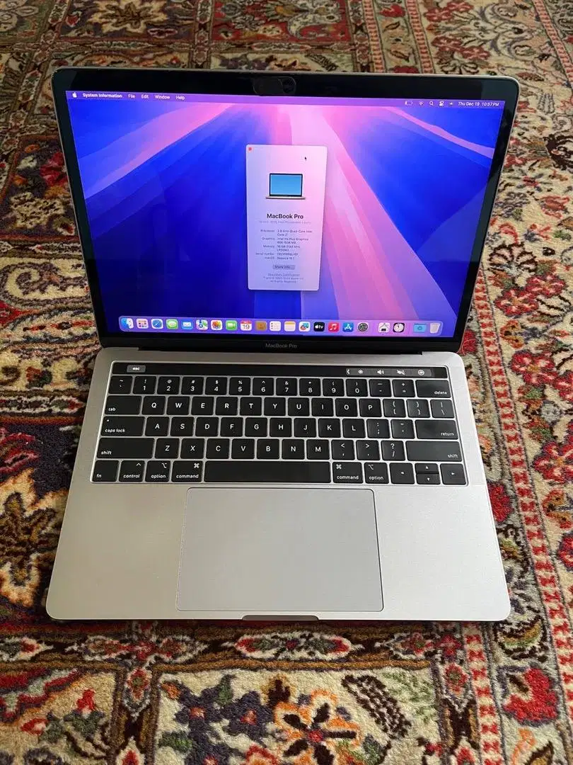 Macbook Pro 13 inch 2019 Touchbar 16/1Tb Kondisi 8.5/10