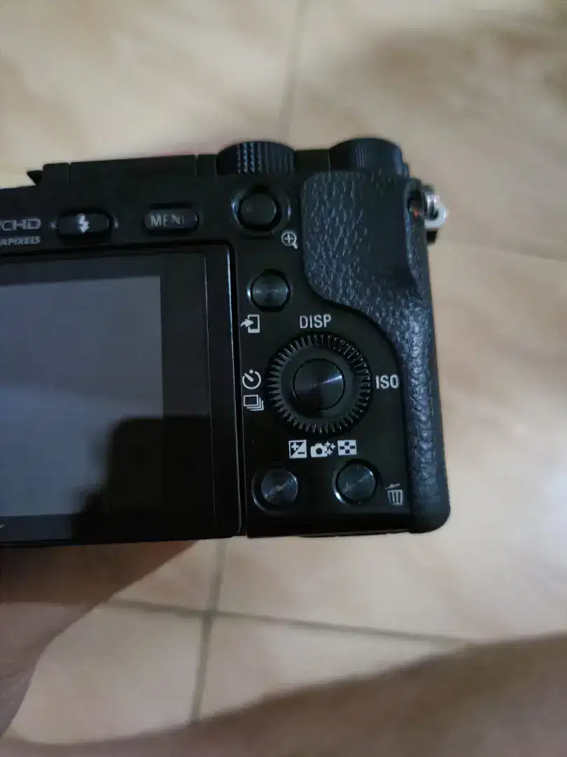 DIJUAL SONY a6000 kit 16-50