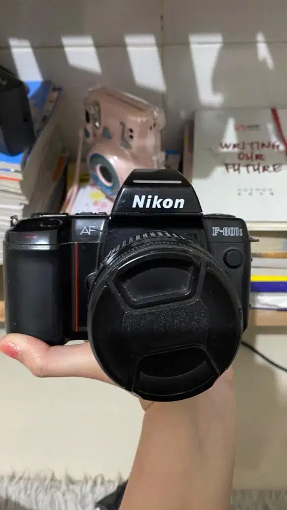 Dijual Kamera Analog Nikon F-801s
