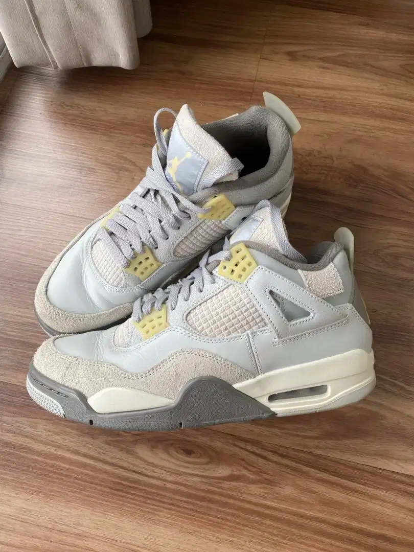 Air Jordan 4 Retro SE Craft Proton Dust