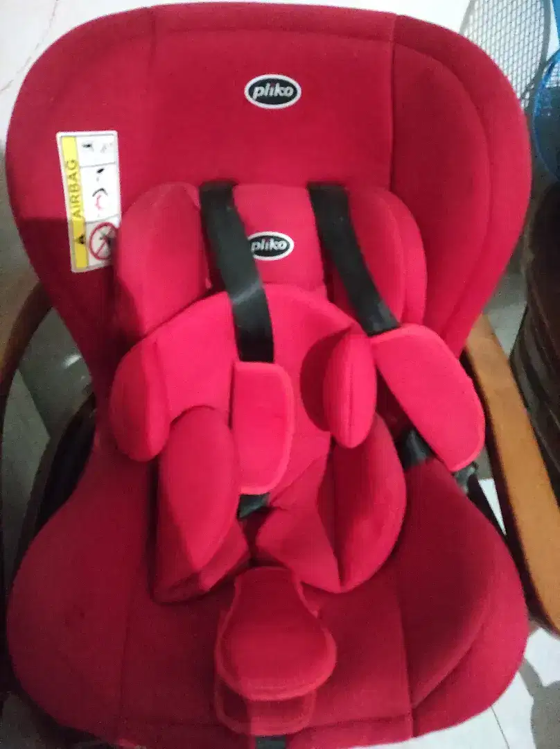 CAR SEAT PLIKO MERAH