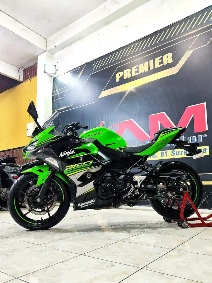 Ninja 250cc KRT SE odo 18rb unit jos. Anugerah Motor rungkut tengah 81