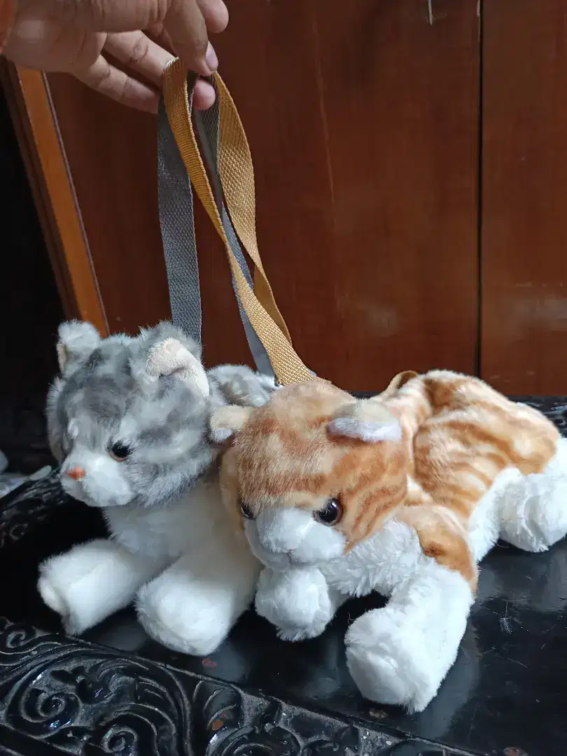 Tas berbentuk boneka kucing