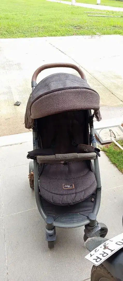 Dijual Stroller Joie