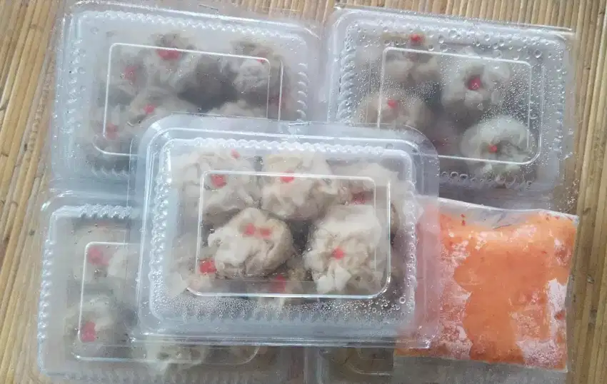 Ready dimsum ayam frozen