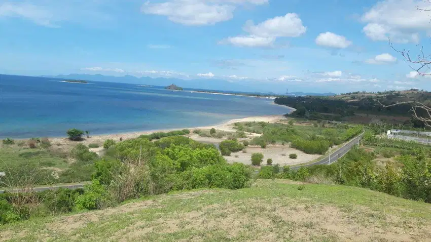 Tanah full view laut di Gili genting Sekotong