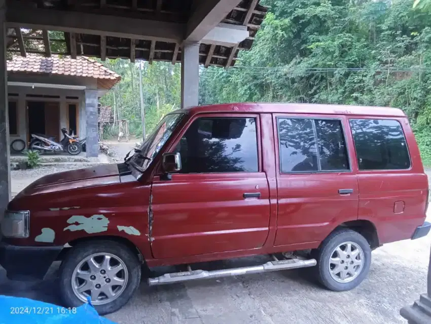 Di Jual Mobil Kijang murah meriah