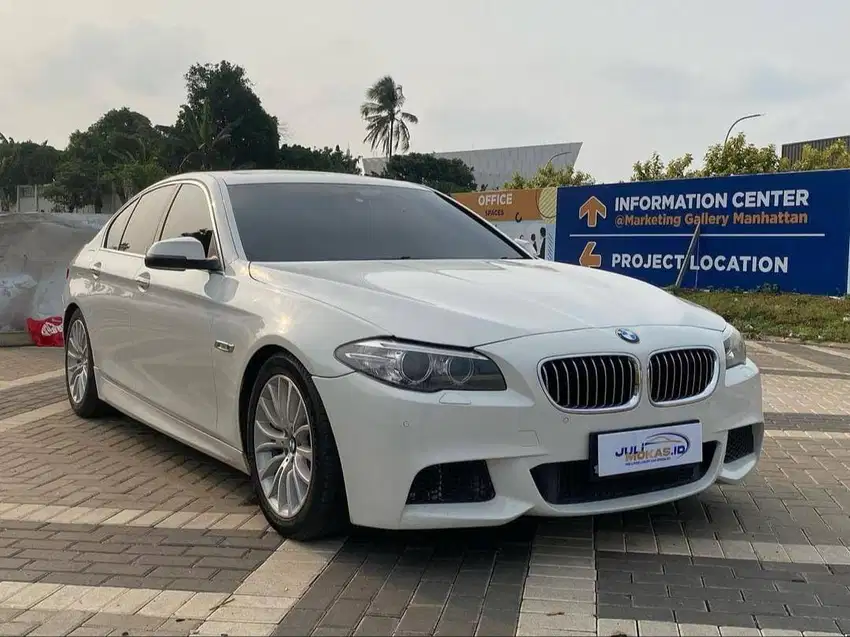 BMW 528i LUXURY LINE LCI FACELIFT NIK 2014 !! HARGA TERBAIK SE OLX !!