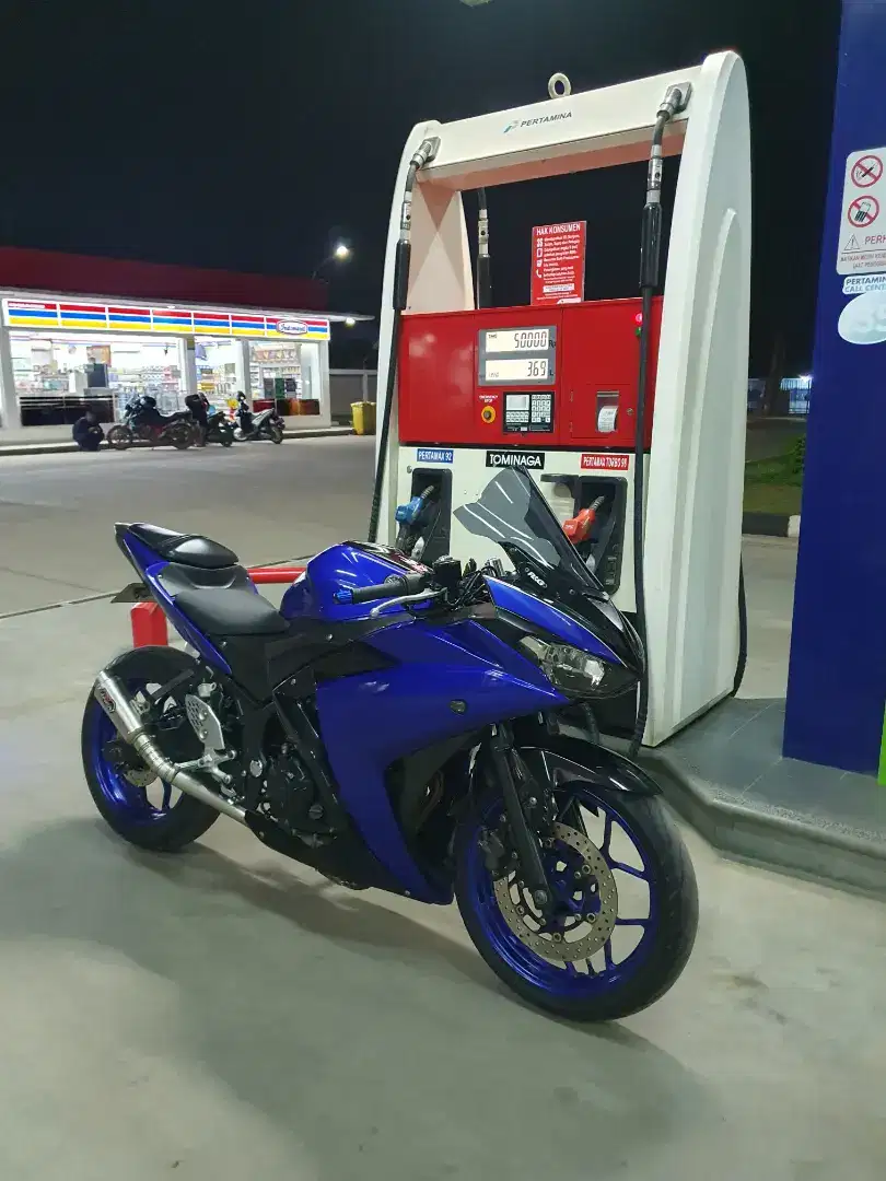 Yamaha R25 R15 CBR 250rr