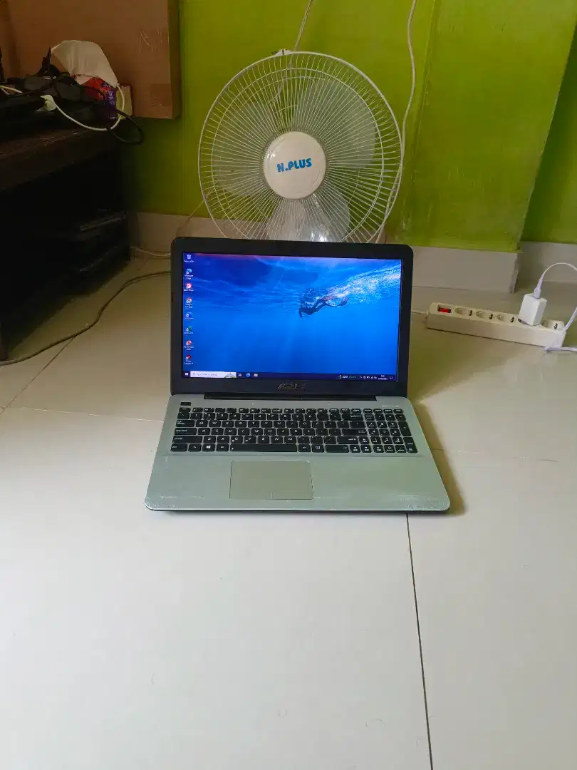 Laptop Asus X555B