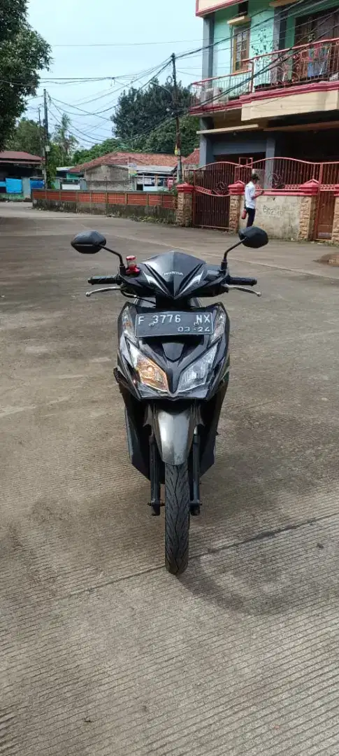 Di jual Vario KZR 125cc 2014 mewah