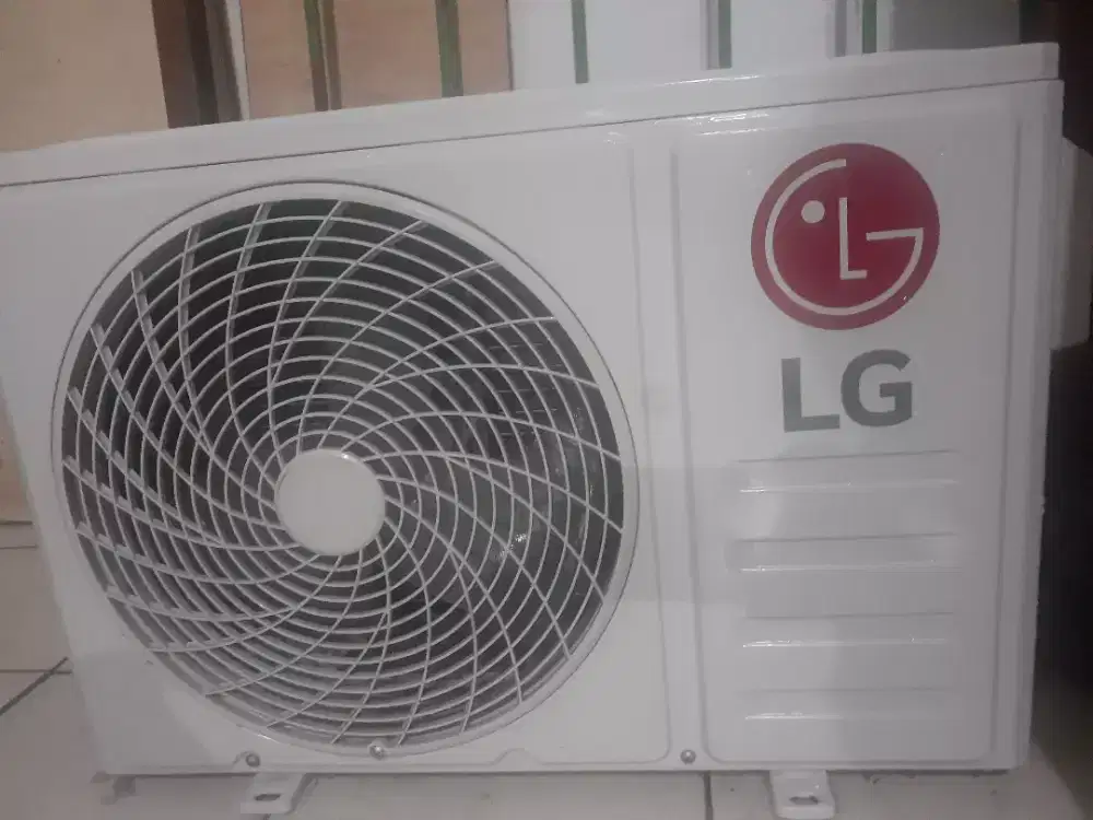 Tukar Tambah Outdoor AC LG 1/2 pk R410A Gratis Freon