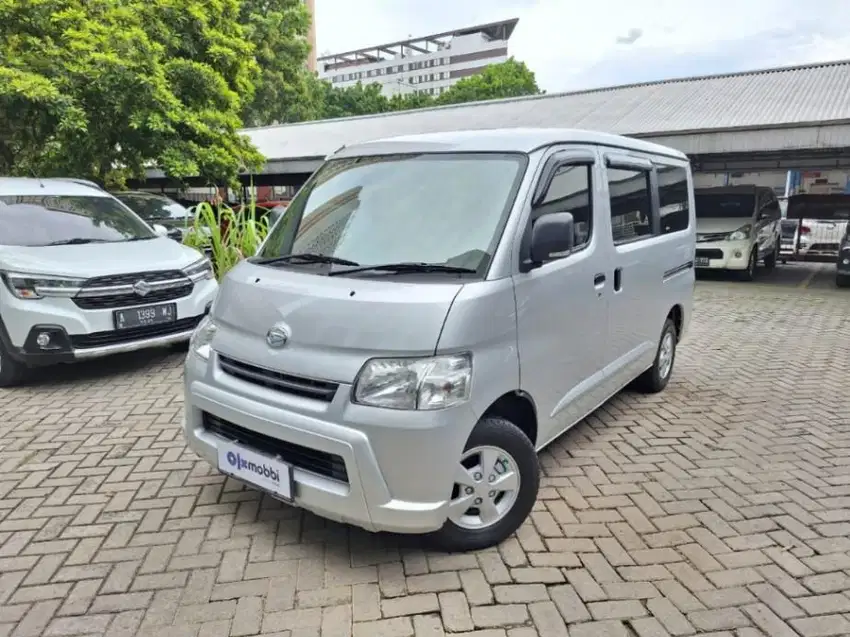 Pajak Panjang Daihatsu Gran max 1.5 D Bensin-MT 2021 Silver POA