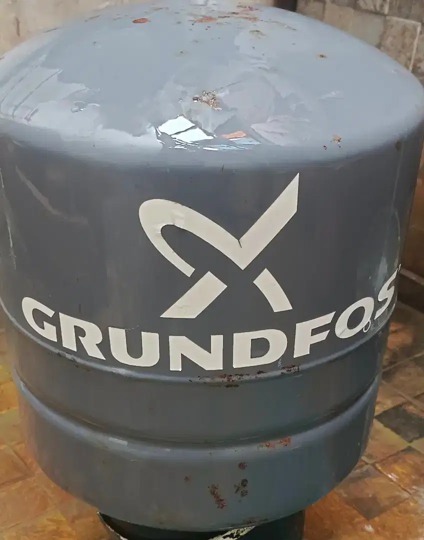 Pressure Tank pompa air GRUNDFOS 19L