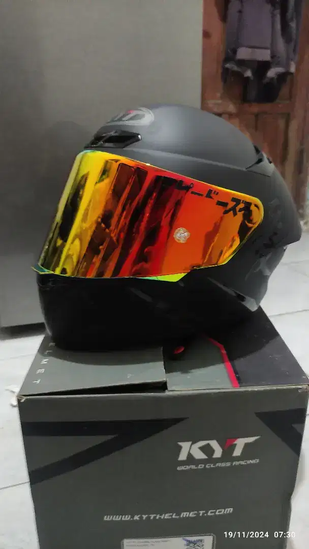 Helm KYT TT course