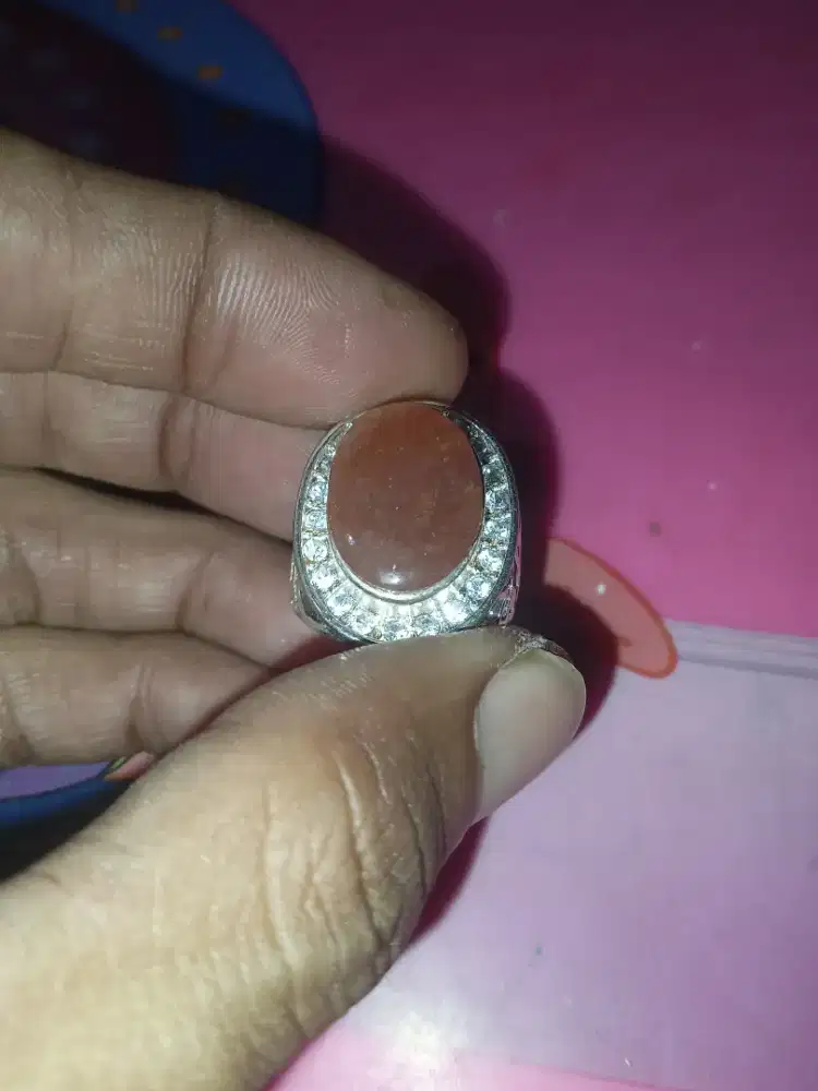 Batu natural akik lumut merah Kalimantan