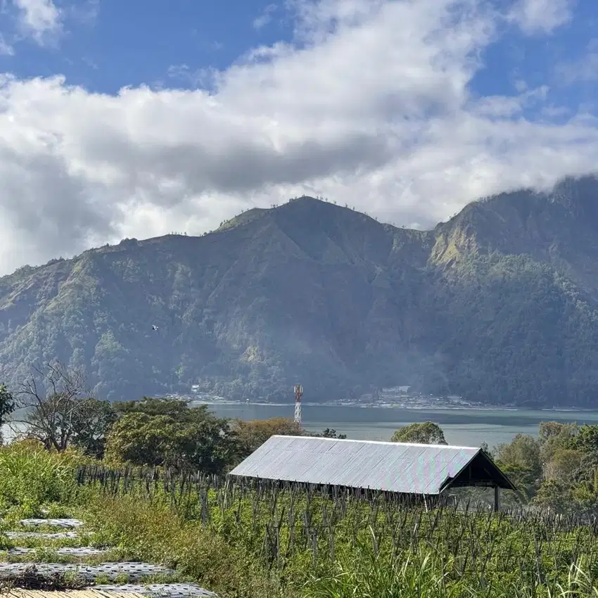 Dekat danau batur dekat air panas