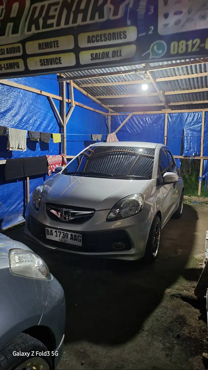 Mobil bersih siap pakai velg racing, tape lcd android