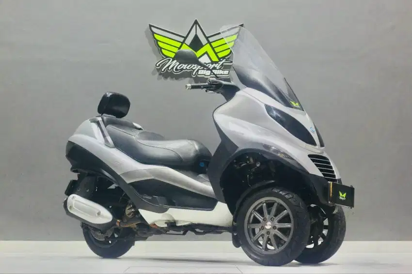 Piaggio MP3 250 Aprilia sr 200 nyaman buat jarak jauh