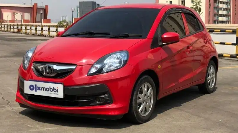 HARGA TERBAIK TDP 4,JT Honda Brio Satya 1.2 E Bensin-MT Merah 2014